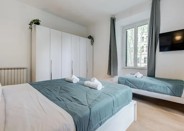 Luxury 4br Newly Renovated, 2 Bathrooms, Smart Tv *