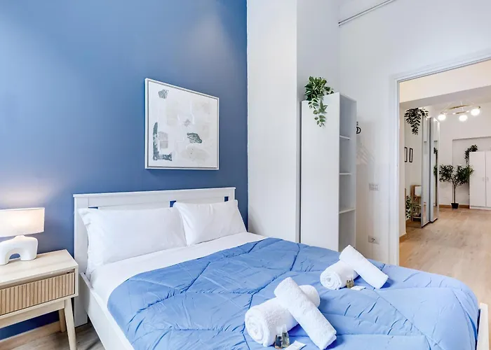 Luxury 4br Newly Renovated, 2 Bathrooms, Smart Tv